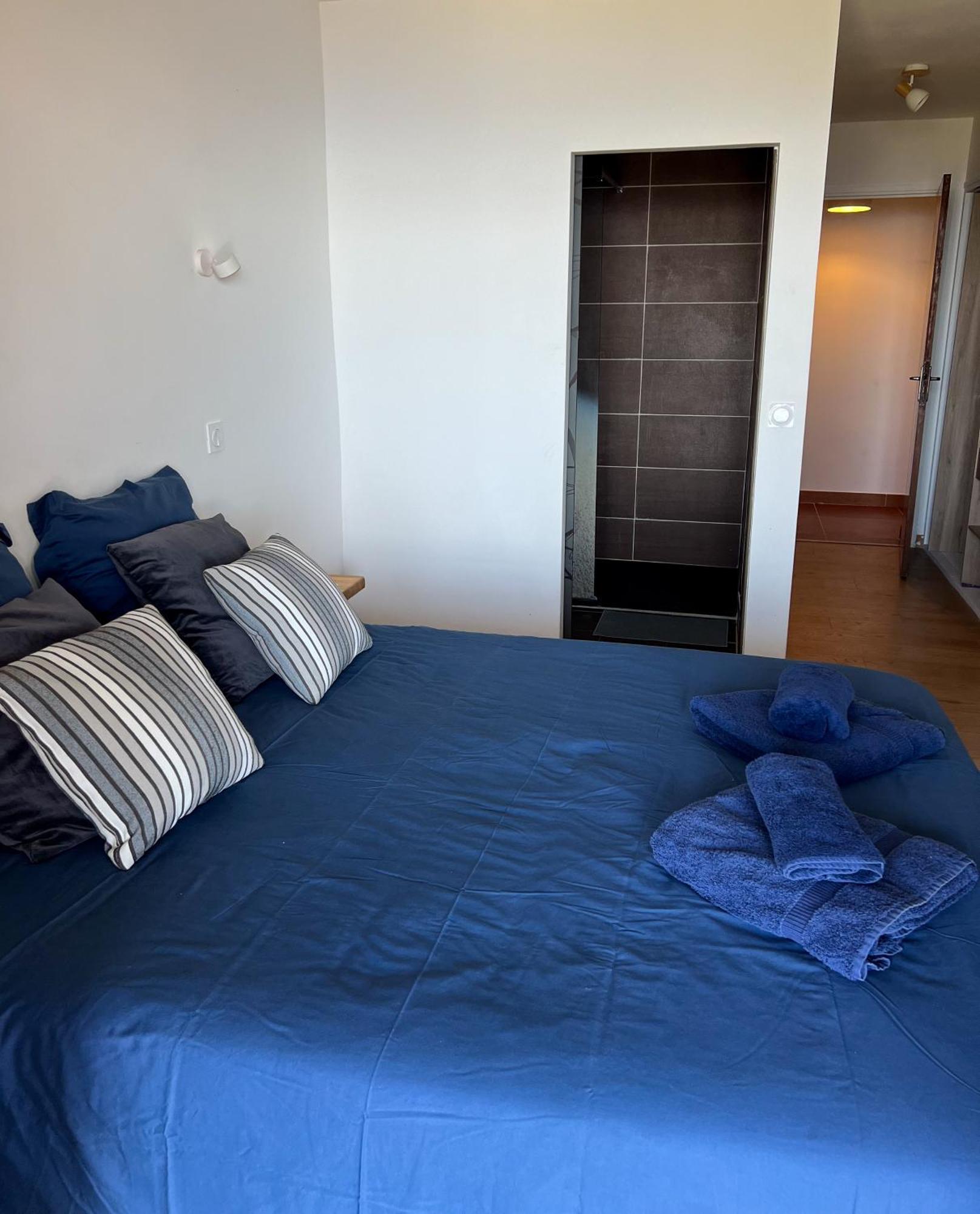 Grande Villa 750 M2 Le Mas Des Chenes Борм-ле-Мимоза Экстерьер фото