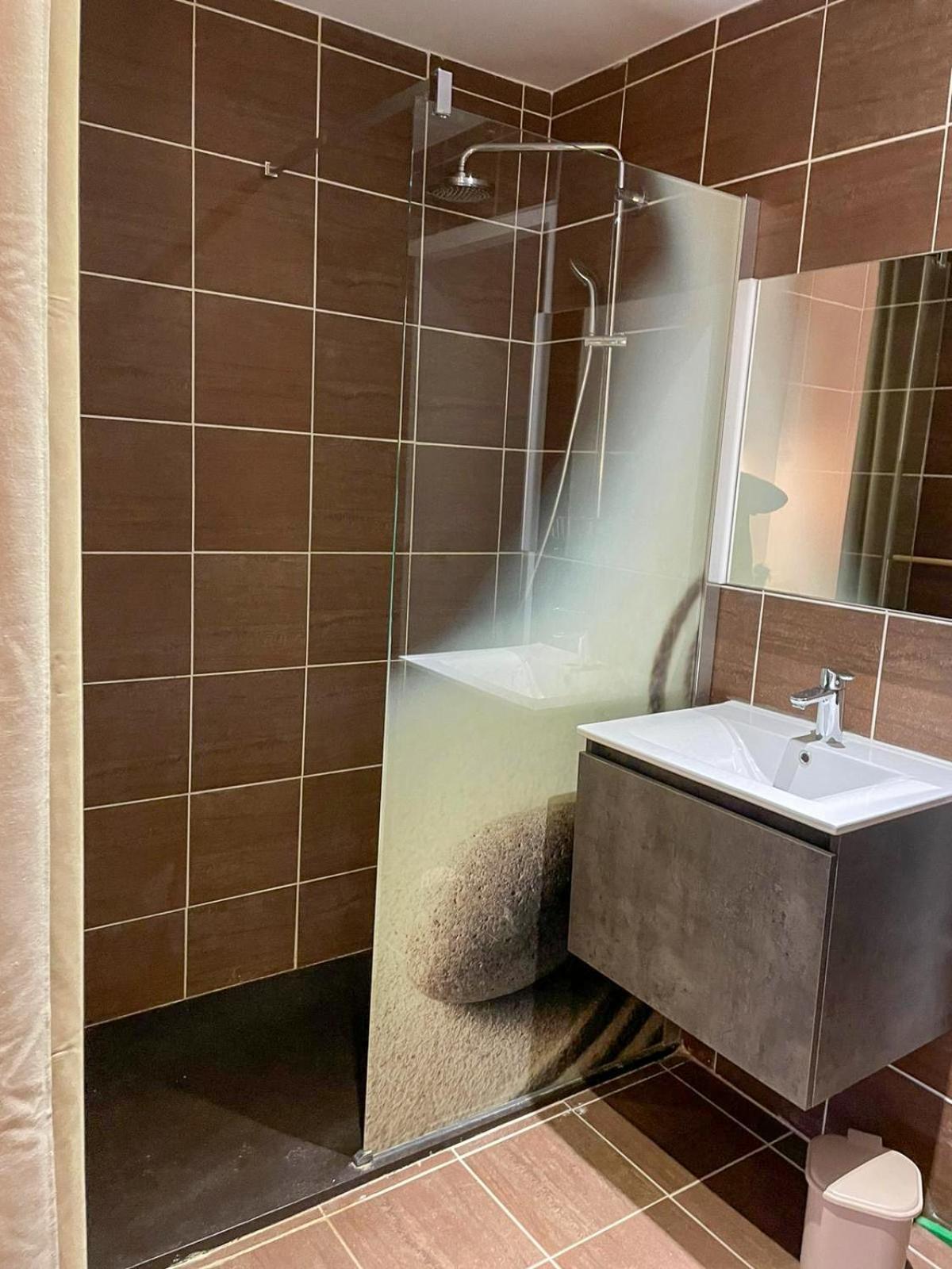 Grande Villa 750 M2 Le Mas Des Chenes Борм-ле-Мимоза Экстерьер фото